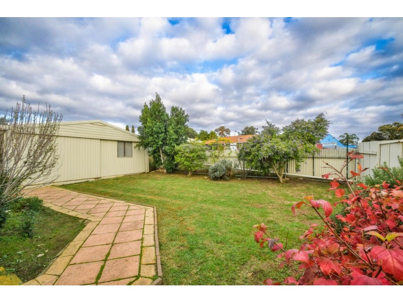 1 Windermere Court, Woodcroft SA 5162