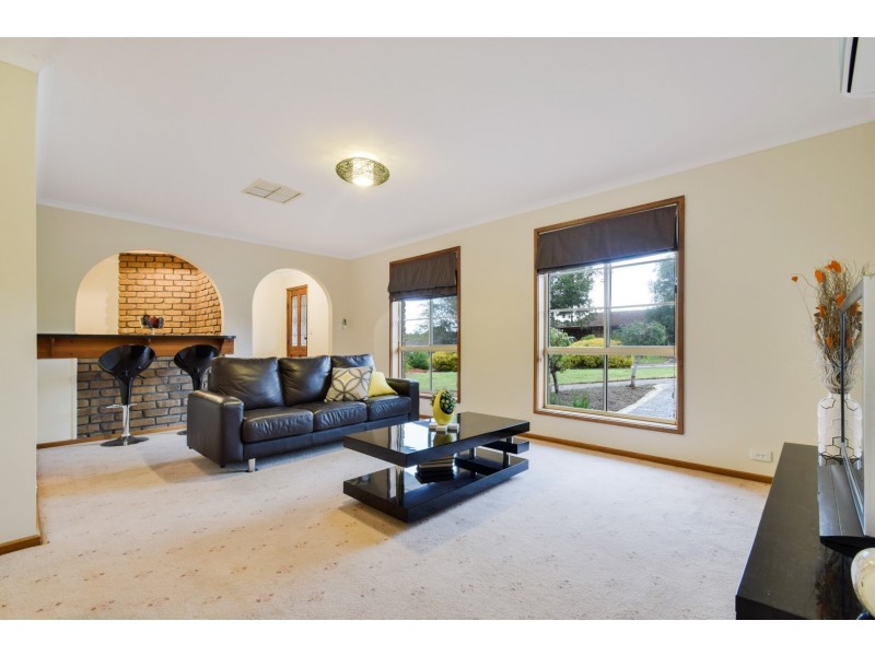 3 Dorita Court, Woodcroft SA 5162