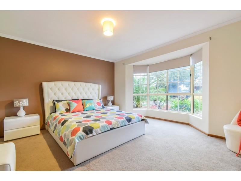 3 Dorita Court, Woodcroft SA 5162