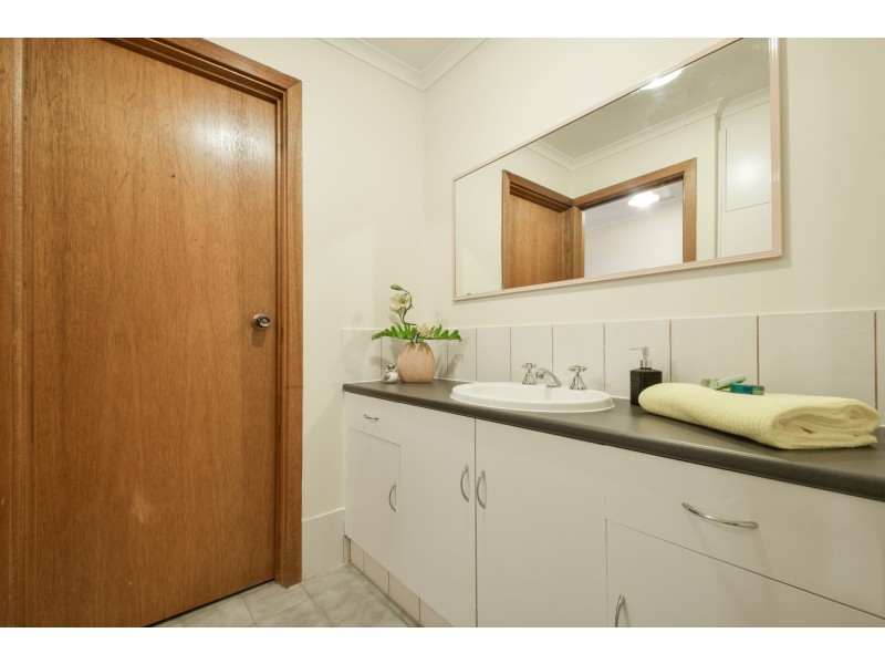 3 Dorita Court, Woodcroft SA 5162