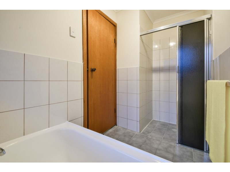 3 Dorita Court, Woodcroft SA 5162