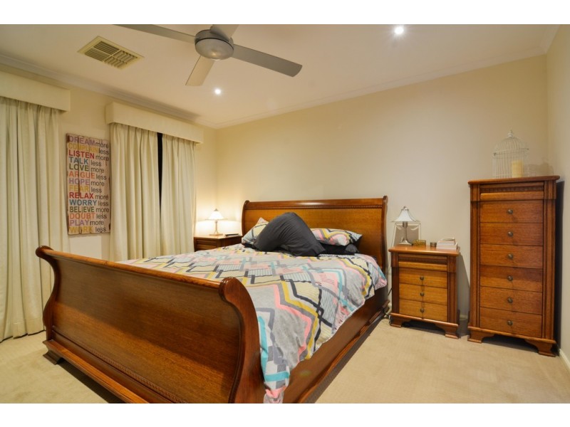 22 Redwood Close, Noarlunga Downs SA 5168