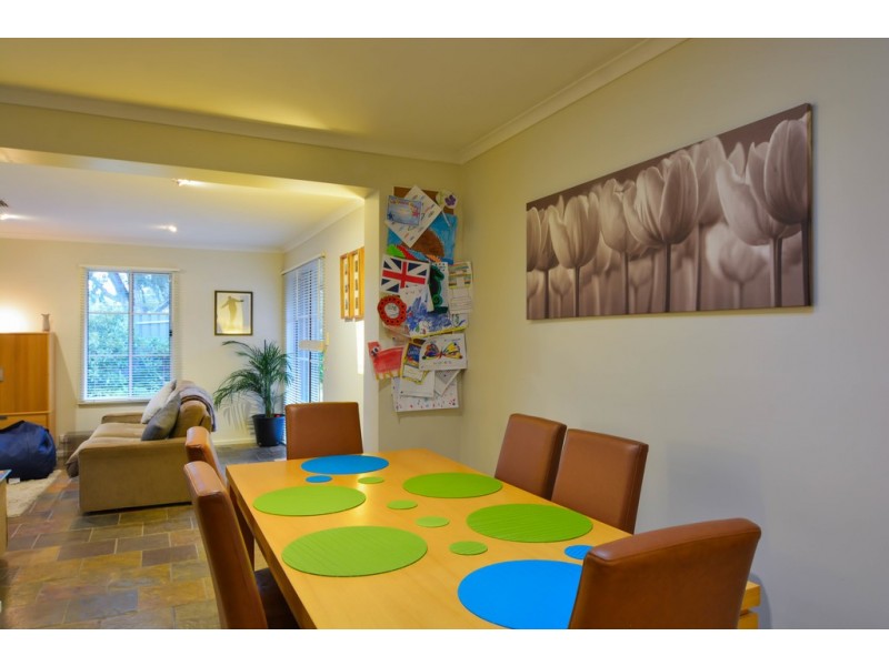 28 Lexcen Grove, Happy Valley SA 5159