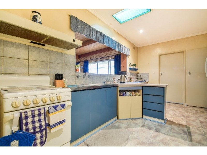 34 Alice Crescent, Morphett Vale SA 5162