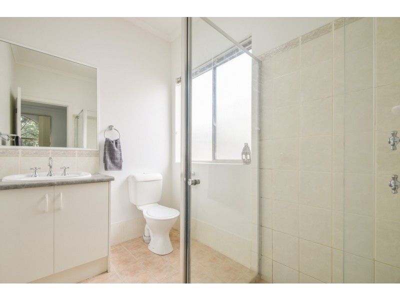 26 Mundulla Avenue, Woodcroft SA 5162