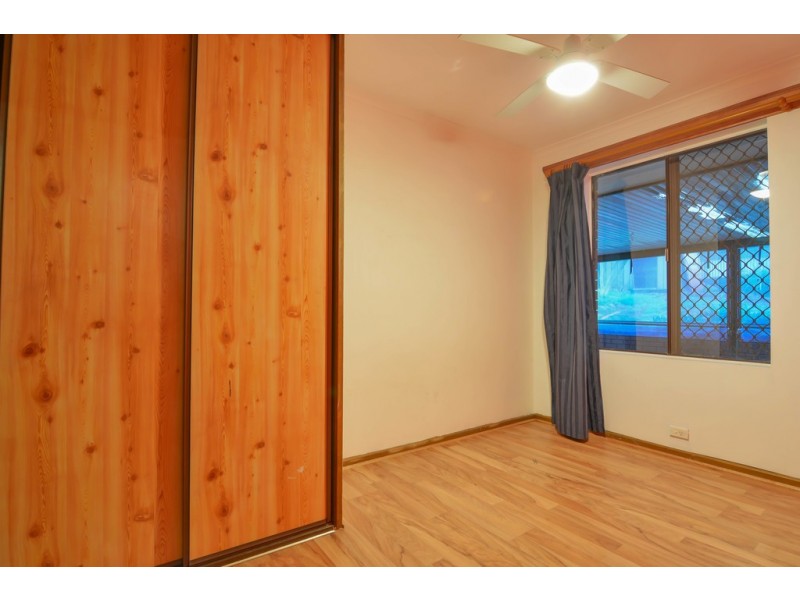 8 Jordan Avenue, Happy Valley SA 5159