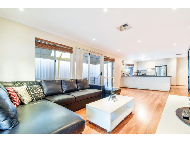 7 Antonio Street, Huntfield Heights SA 5163