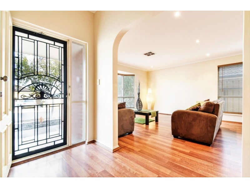 7 Antonio Street, Huntfield Heights SA 5163