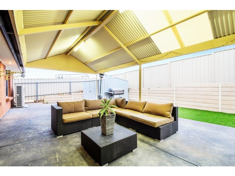 7 Antonio Street, Huntfield Heights SA 5163