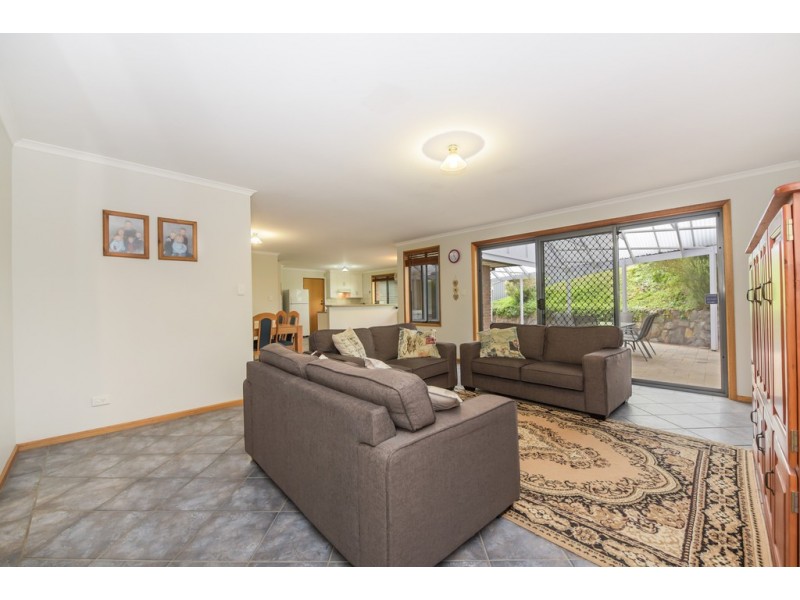 3 River Glen Place, Flagstaff Hill SA 5159