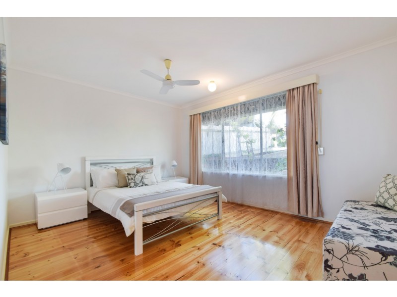 13 Streeton Court, Trott Park SA 5158