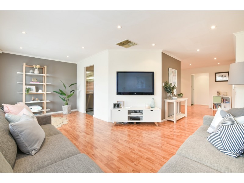 27 Alia Drive, Sheidow Park SA 5158