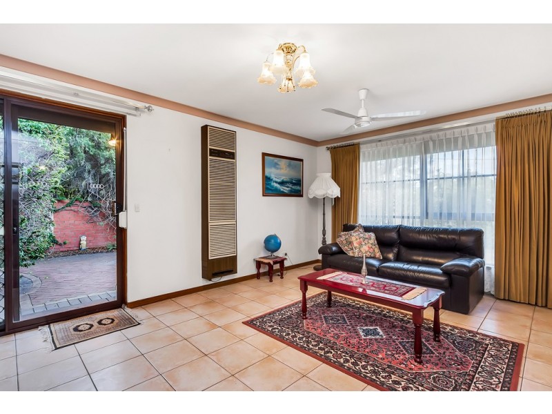 1/8 Sandison Avenue, Park Holme SA 5043