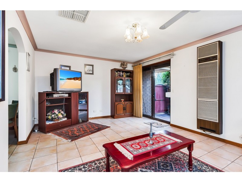 1/8 Sandison Avenue, Park Holme SA 5043