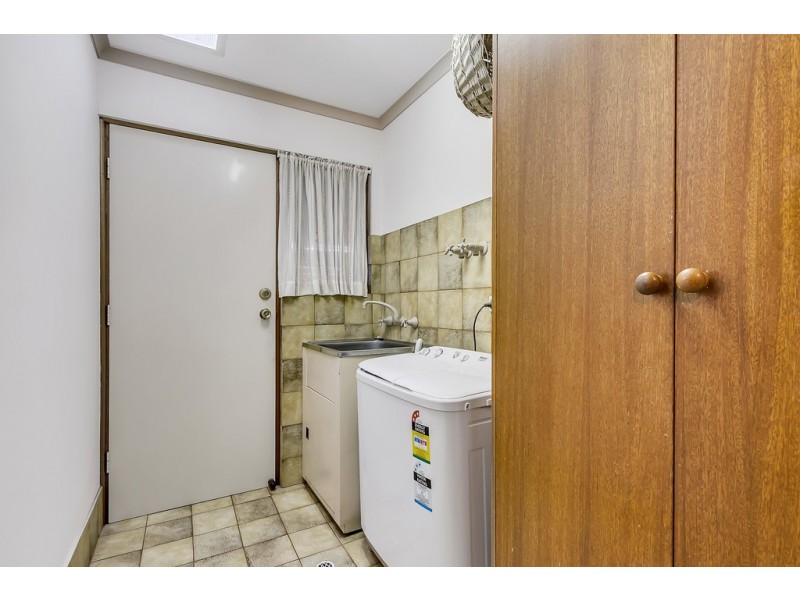 1/8 Sandison Avenue, Park Holme SA 5043