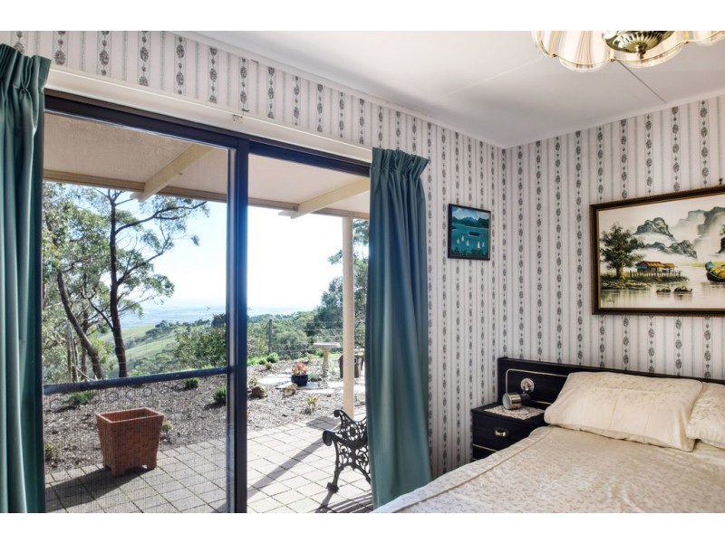 190 Range Road West, Willunga SA 5172