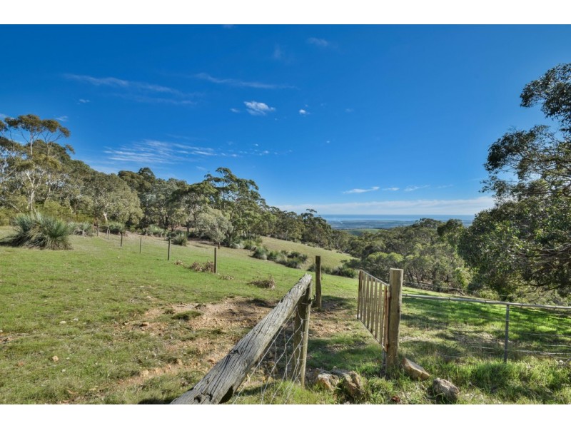 190 Range Road West, Willunga SA 5172