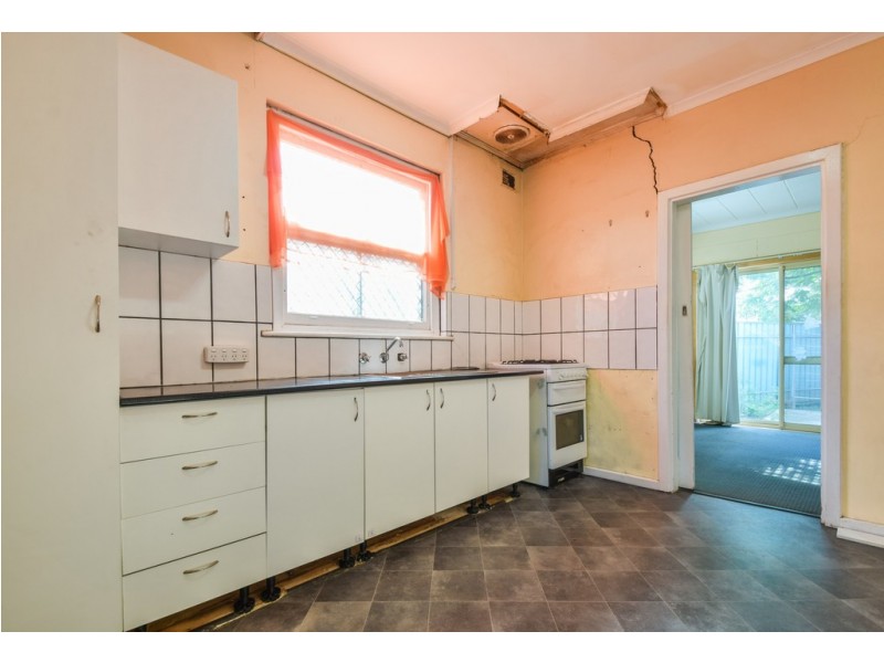 9 Heathcote Street, Marion SA 5043