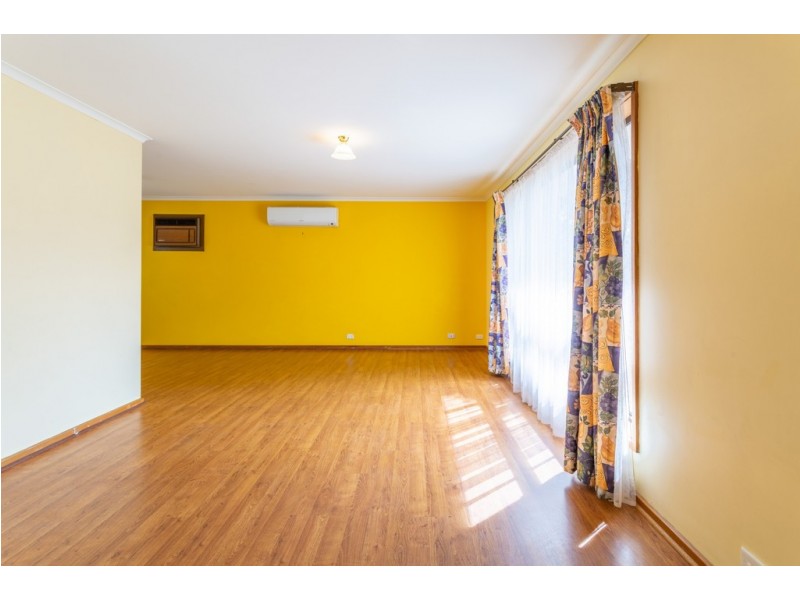 15 Hay Street, Happy Valley SA 5159