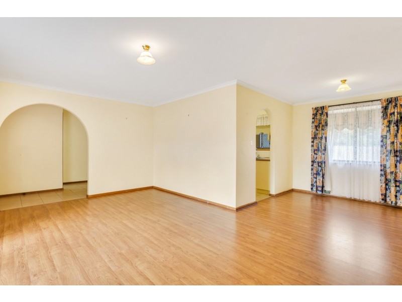 15 Hay Street, Happy Valley SA 5159