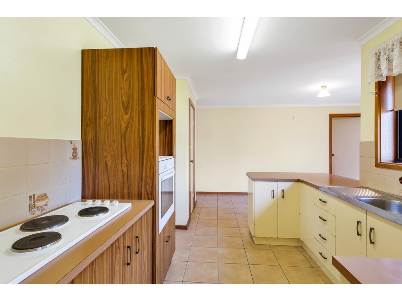 15 Hay Street, Happy Valley SA 5159