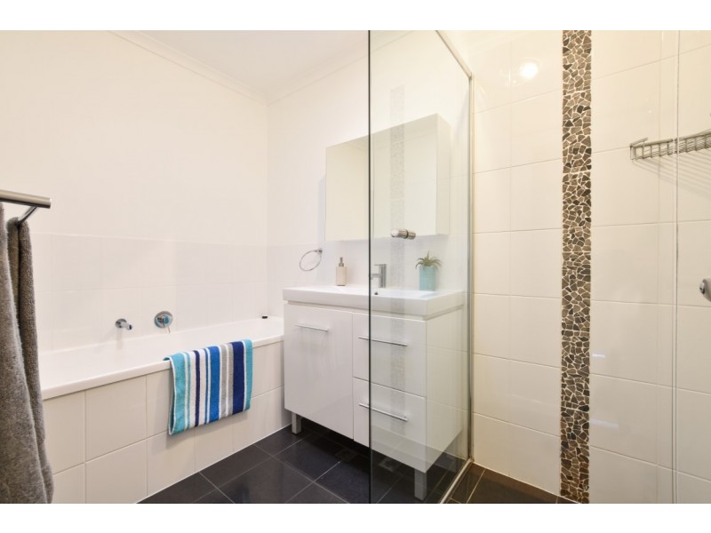 6 Jarrad Road, Happy Valley SA 5159