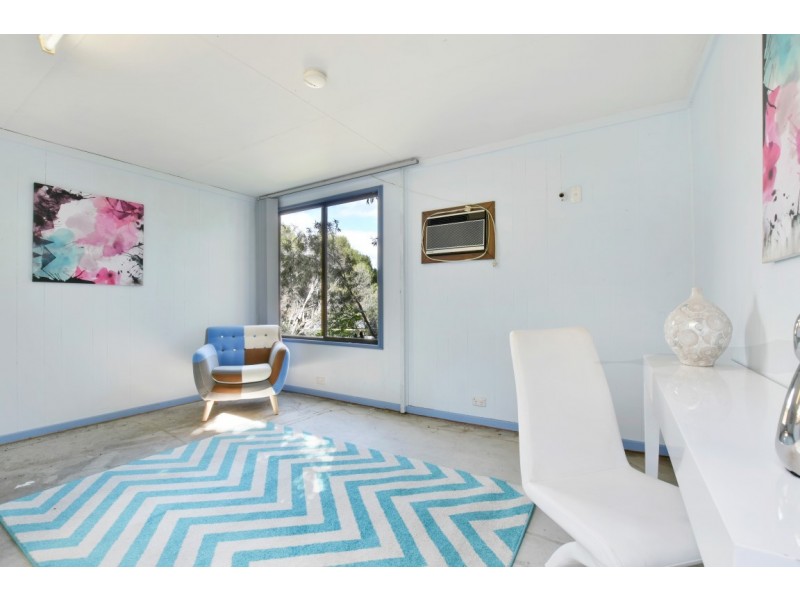 6 Jarrad Road, Happy Valley SA 5159