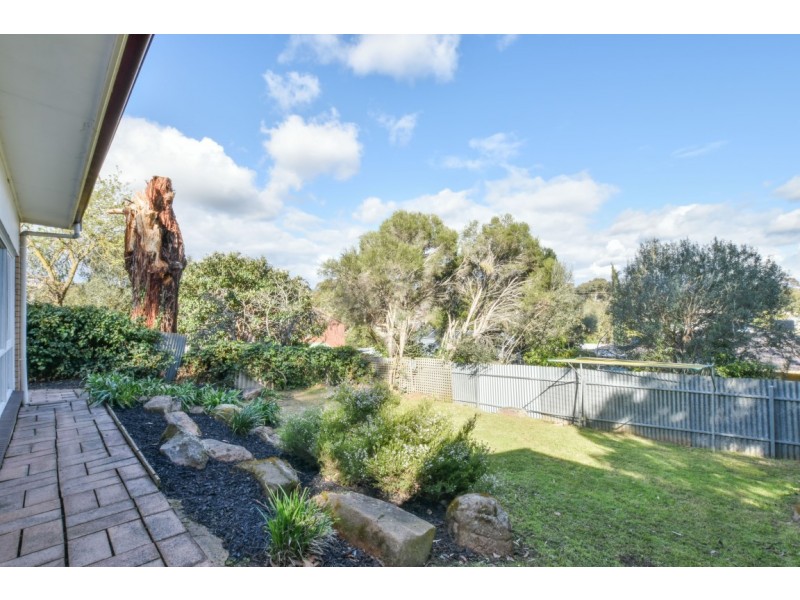 6 Jarrad Road, Happy Valley SA 5159