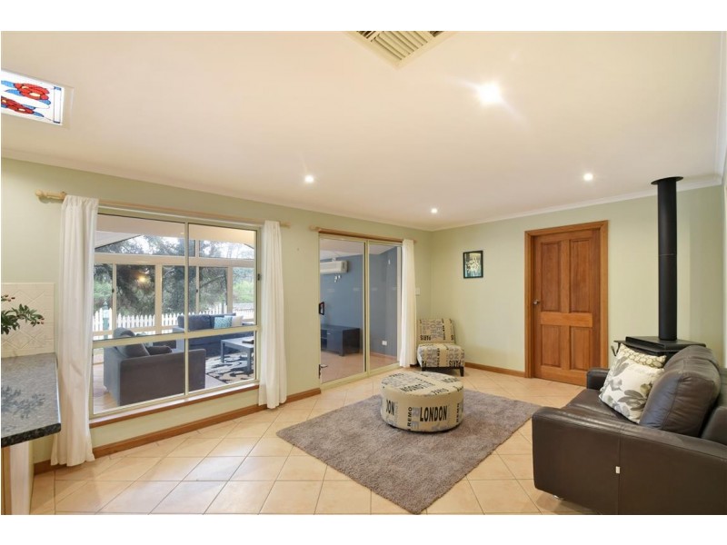 45 Glenloth Drive, Happy Valley SA 5159