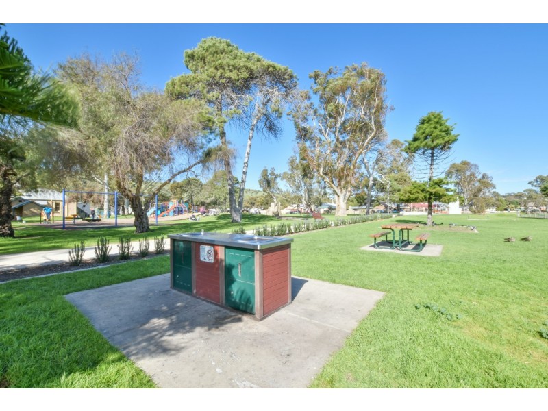 24 Water Street, Old Noarlunga SA 5168