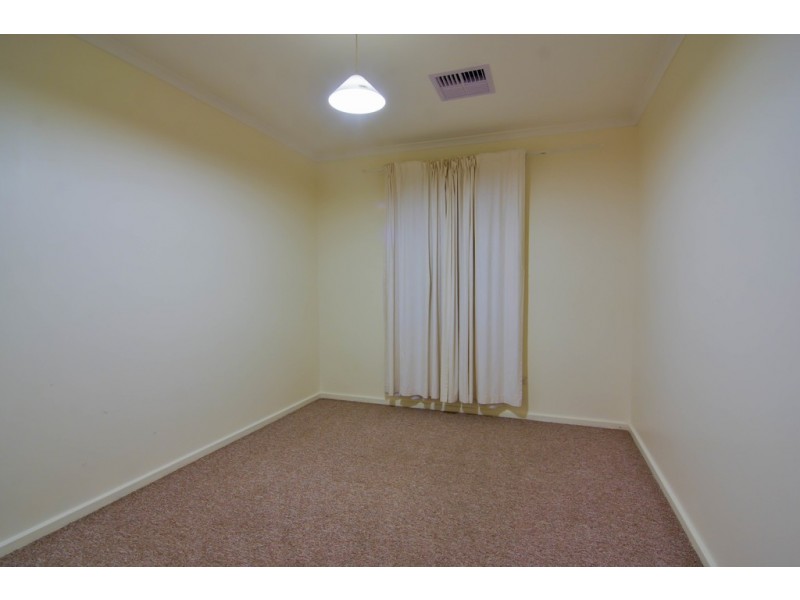 1 Taranaki Crescent, Noarlunga Downs SA 5168