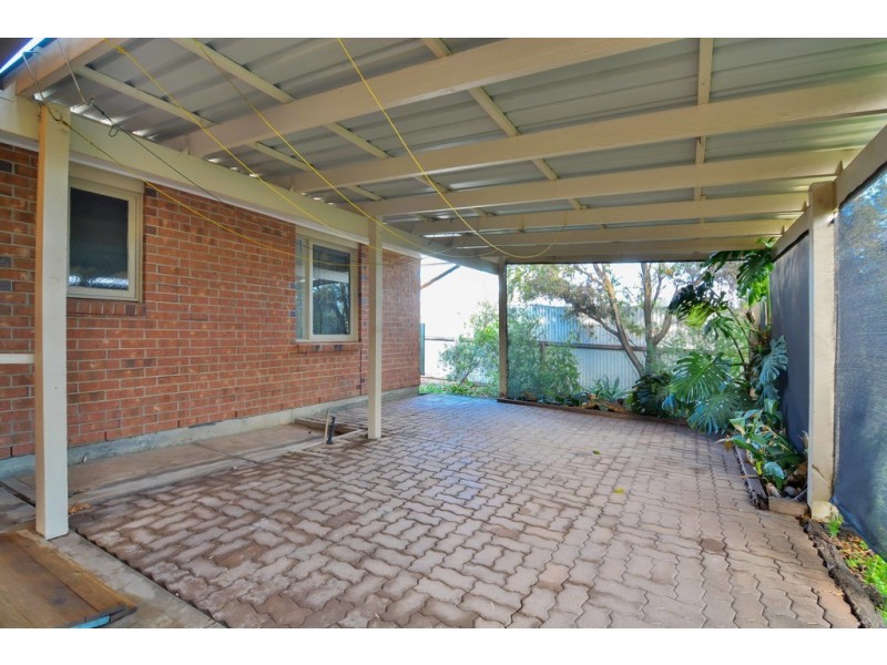 1 Taranaki Crescent, Noarlunga Downs SA 5168