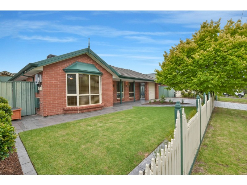 66 Candy Road, Happy Valley SA 5159