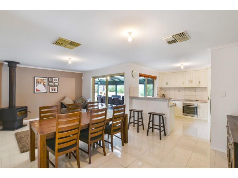 66 Candy Road, Happy Valley SA 5159