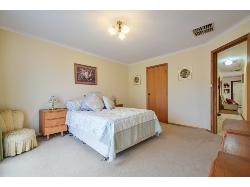 24a Siegersdorf Crescent, Old Reynella SA 5161