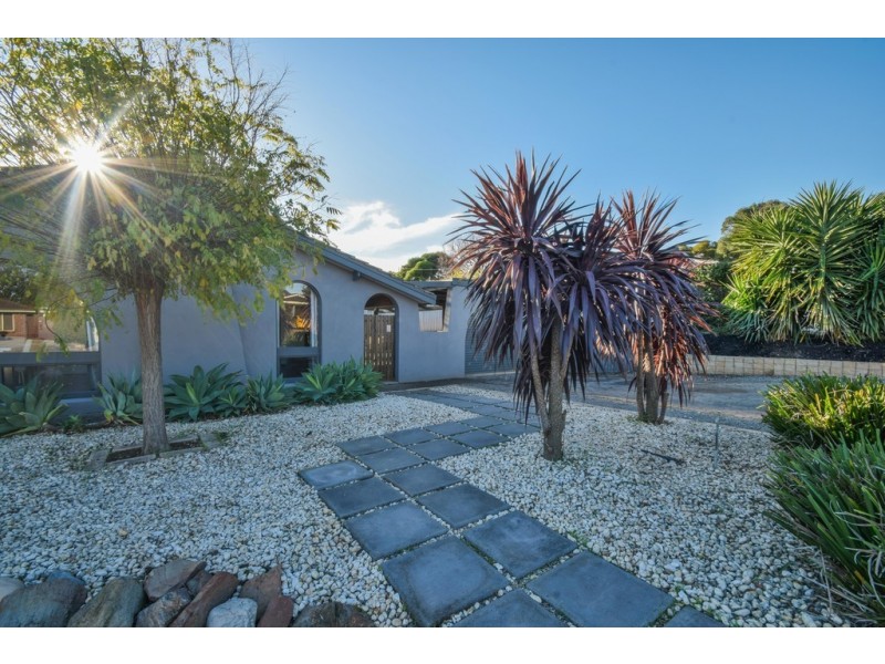 10 Mathoura Street, Sheidow Park SA 5158