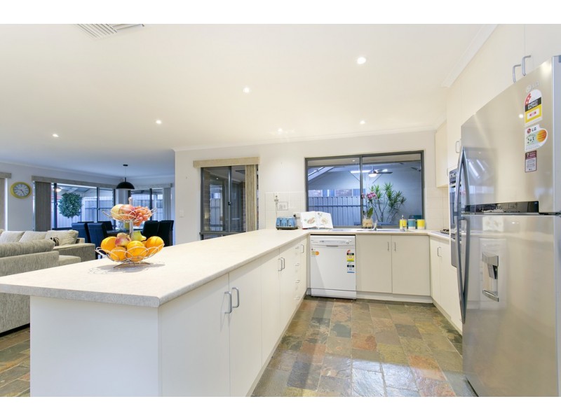 60 Marla Crescent, Noarlunga Downs SA 5168