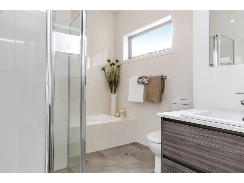 6a Seventh Avenue, Ascot Park SA 5043