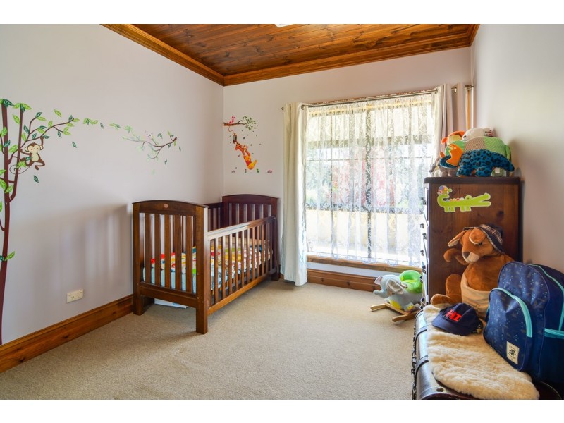 25 Sand Mine Road, Mount Compass SA 5210