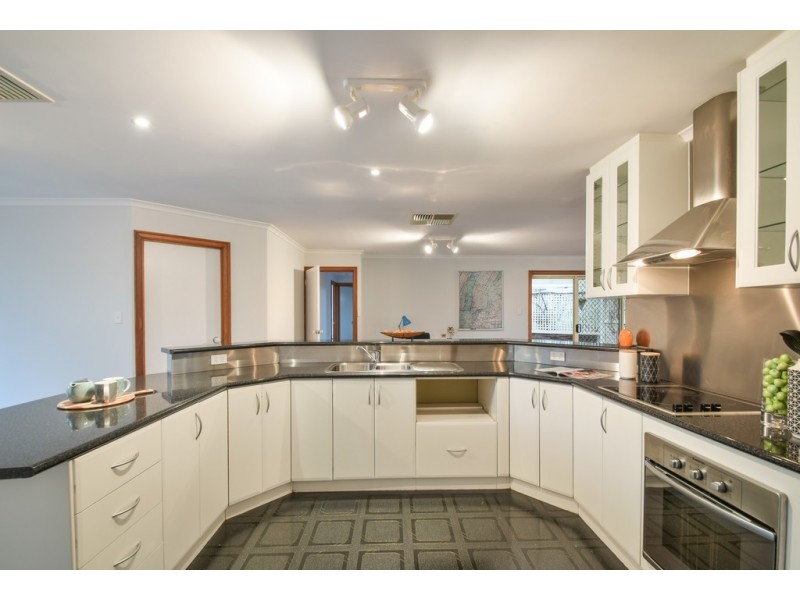 4 Walter Court, Old Reynella SA 5161