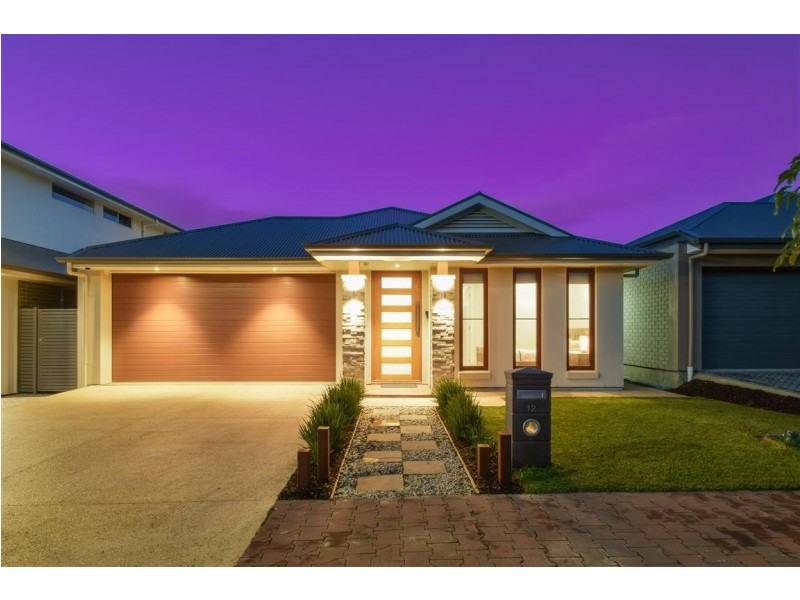 12 Burlington Road, Hallett Cove SA 5158