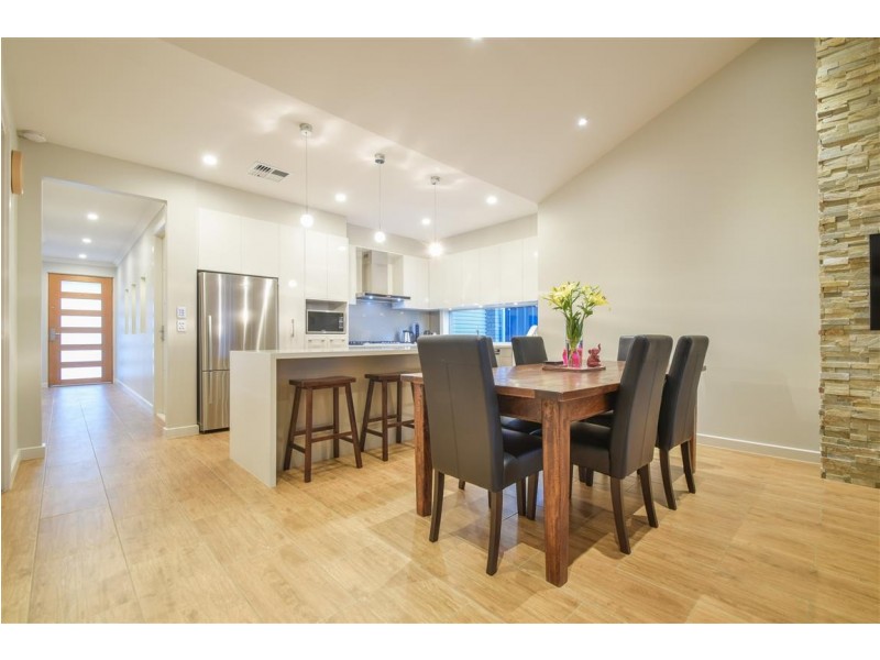 12 Burlington Road, Hallett Cove SA 5158