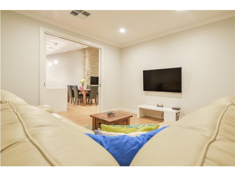 12 Burlington Road, Hallett Cove SA 5158