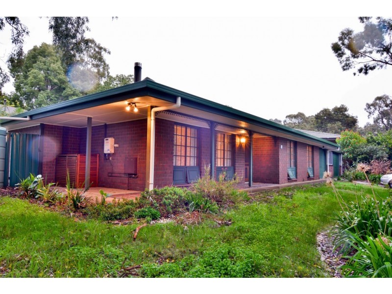 9 Woodlea Drive, Aberfoyle Park SA 5159