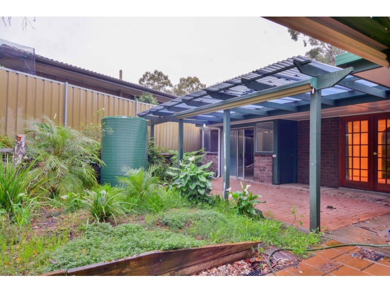 9 Woodlea Drive, Aberfoyle Park SA 5159
