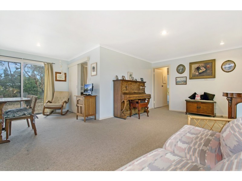 27 Shelly Avenue, Port Willunga SA 5173