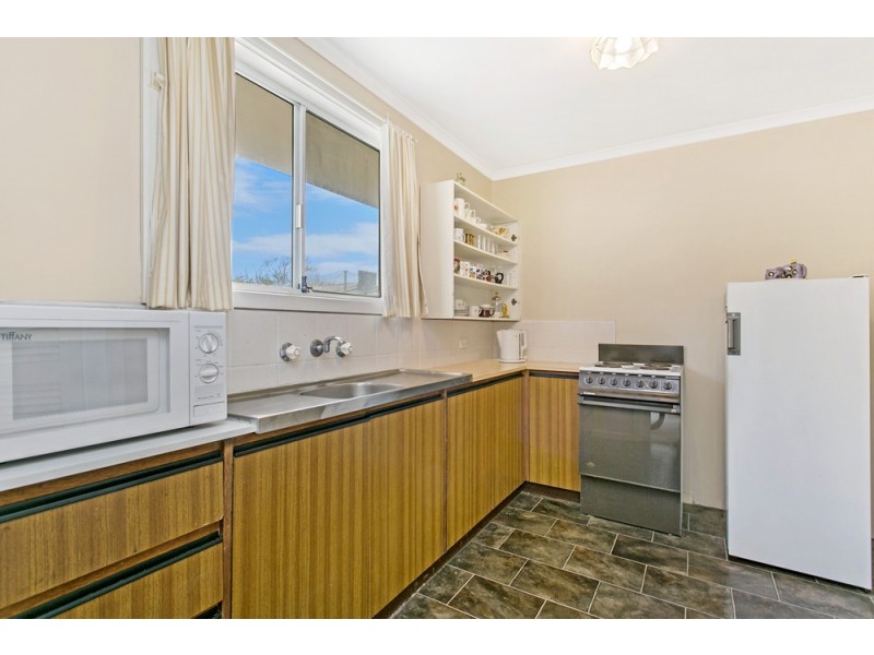 27 Shelly Avenue, Port Willunga SA 5173