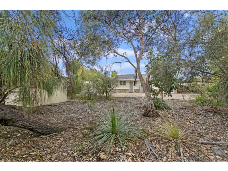 27 Shelly Avenue, Port Willunga SA 5173