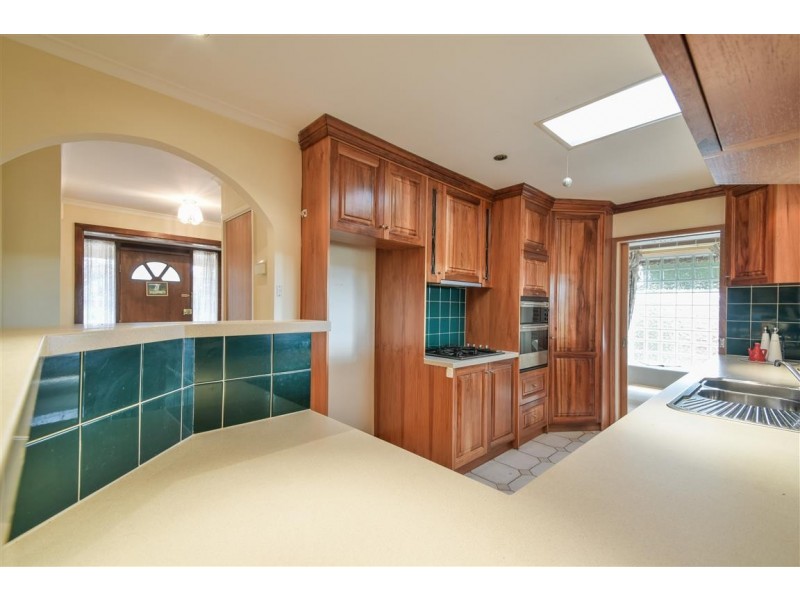 9 Wildwood Road, Happy Valley SA 5159