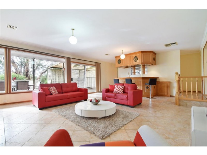 9 Wildwood Road, Happy Valley SA 5159